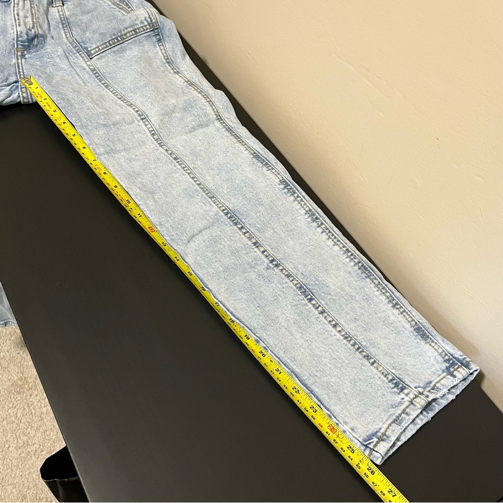 Universal Thread High Rise Slim Straight Utility Style Jean - Picture 11 of 12